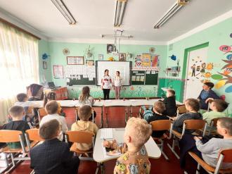 /Files/images/2024_2025/pochatkova_shkola/shevchenko/День Шевченка 3 клас (11).jpg