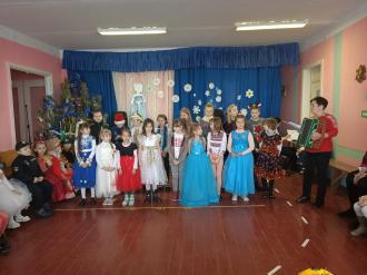 /Files/images/gurtki/hudojnya_sam/2021_2022/новий рік 2022.jpg